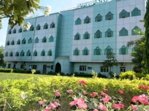 جامعة القران 